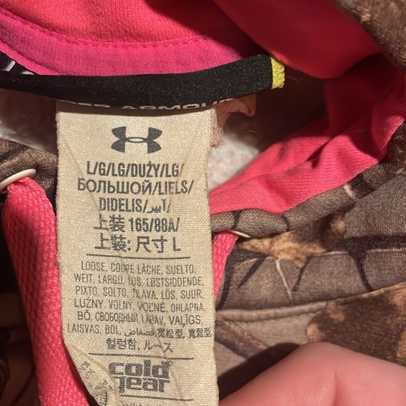 Under Armour camo hoodie - Picture 4 of 4